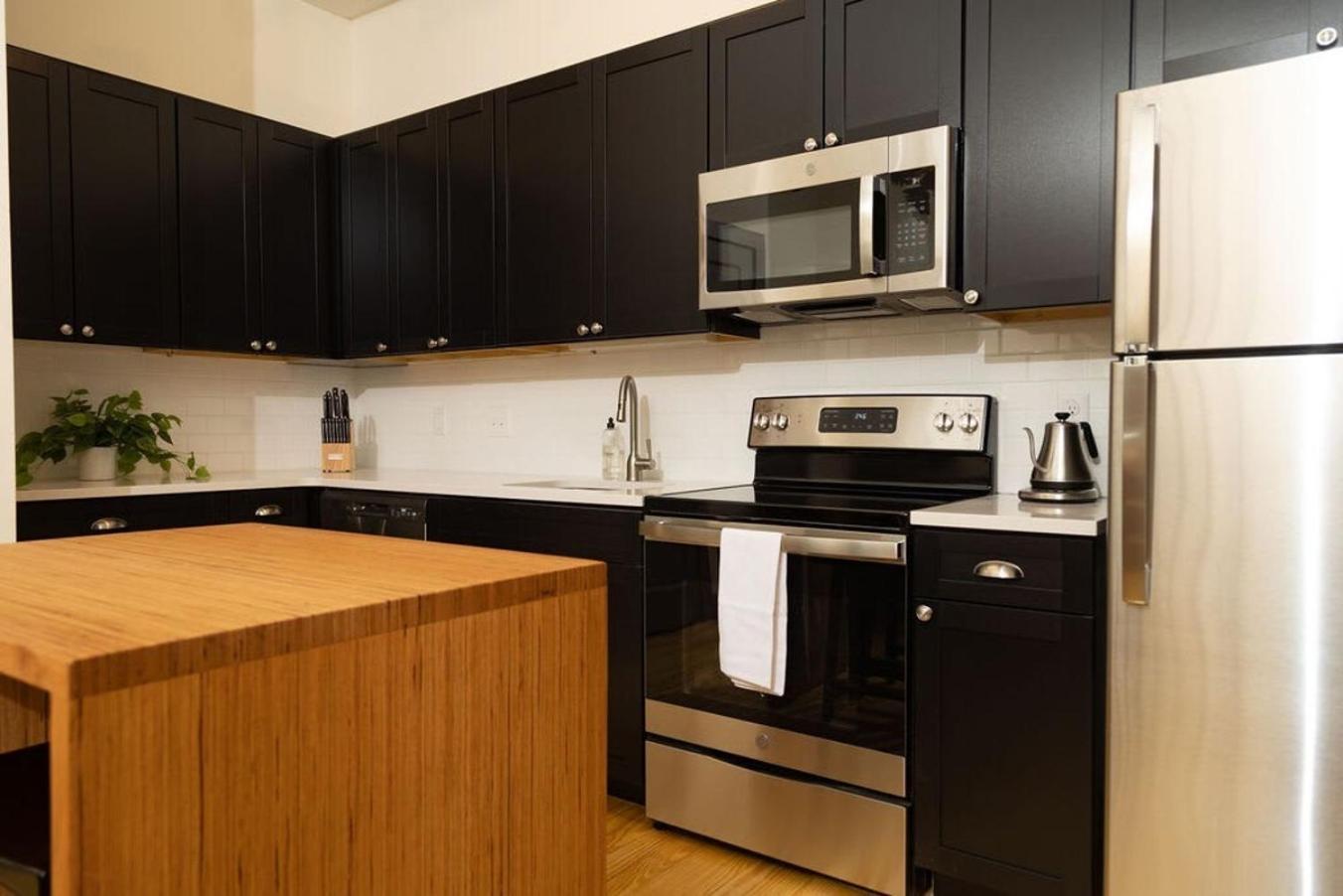 Luxury Multi-Unit Historic Building Near Downtown Apartment Роаноук Екстериор снимка