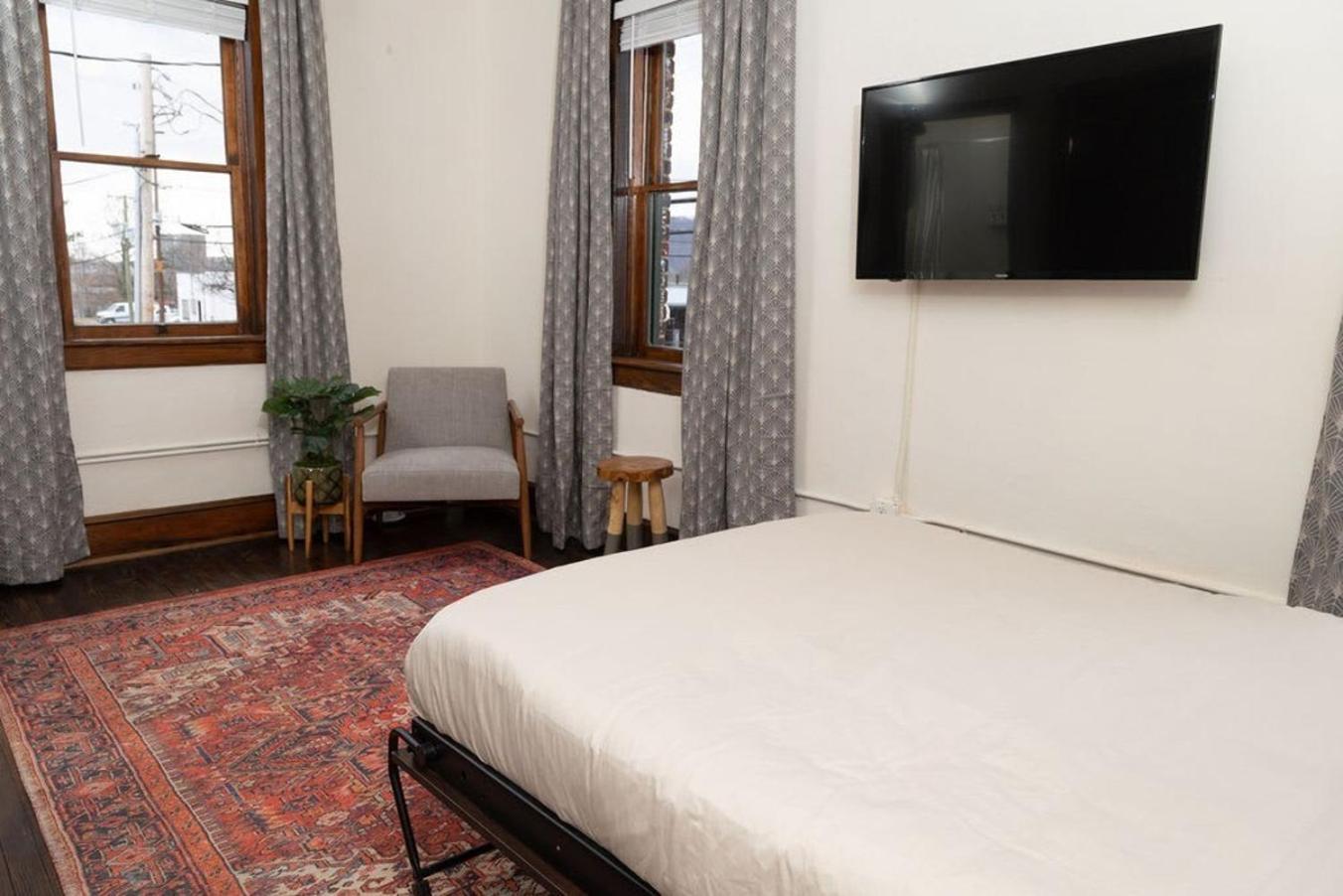 Luxury Multi-Unit Historic Building Near Downtown Apartment Роаноук Екстериор снимка